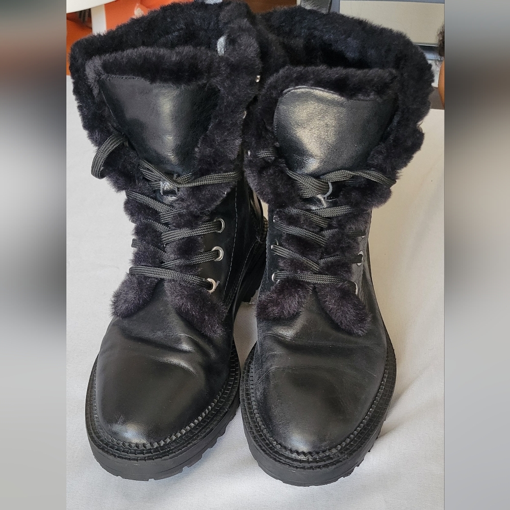 Zara Black Fur-Lined Footwear